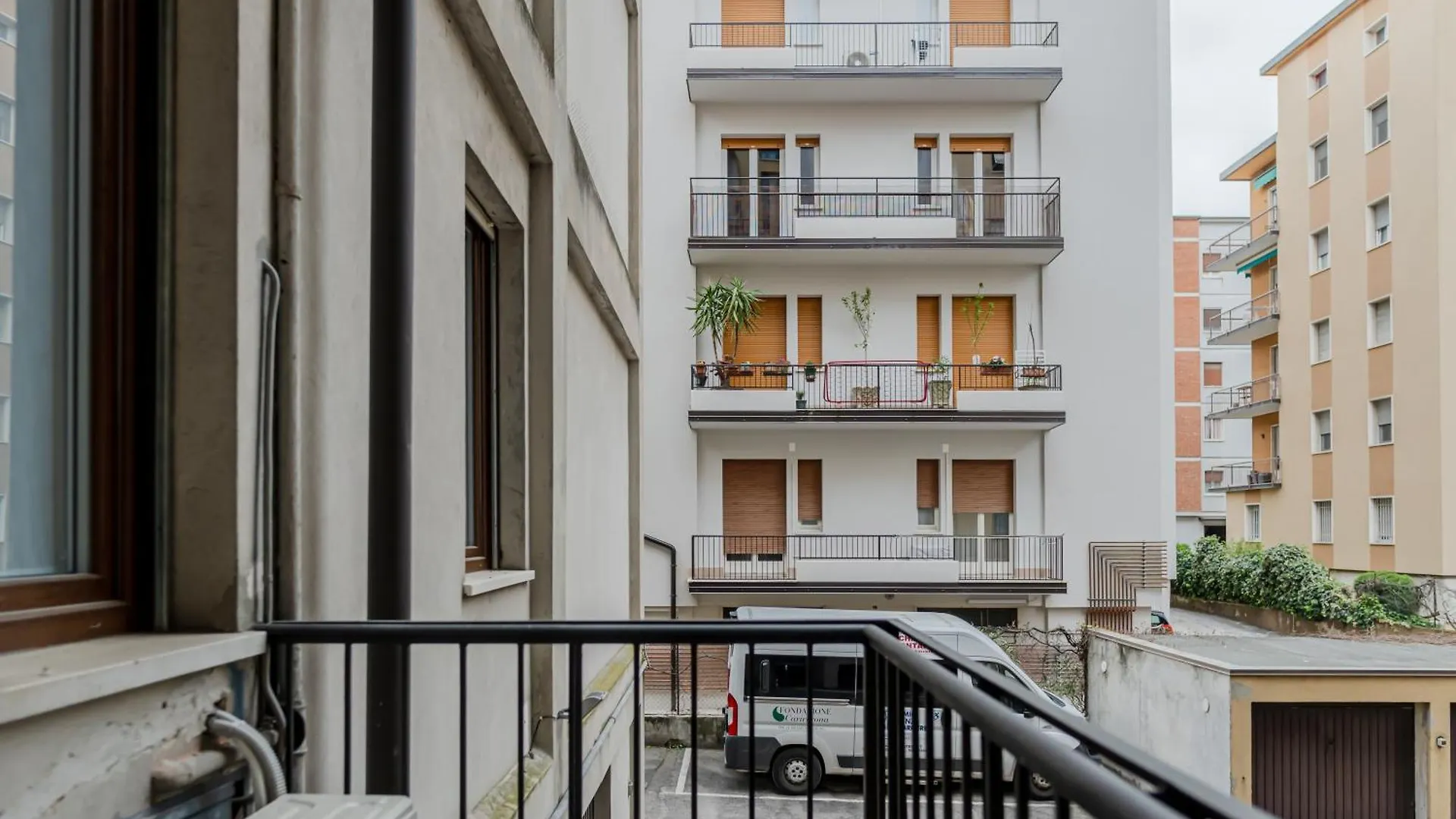 Lungo Adige Bright Apt Near Borgo Trento Hospital! Werona Apartament